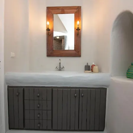 Theatron Private Mykonos Town
