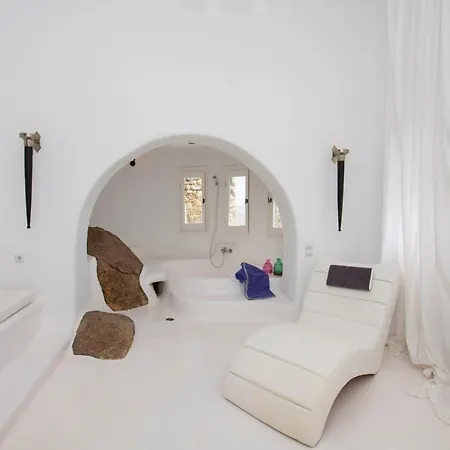 Theatron Private * Mykonos Town
